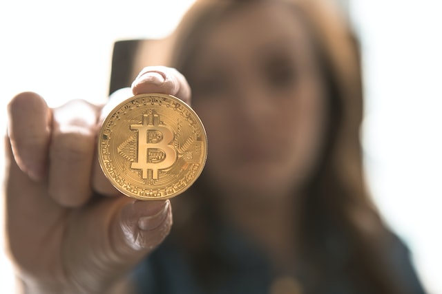 比特幣價格暴漲翻倍的原因是什么？普通人如何購買比特幣？